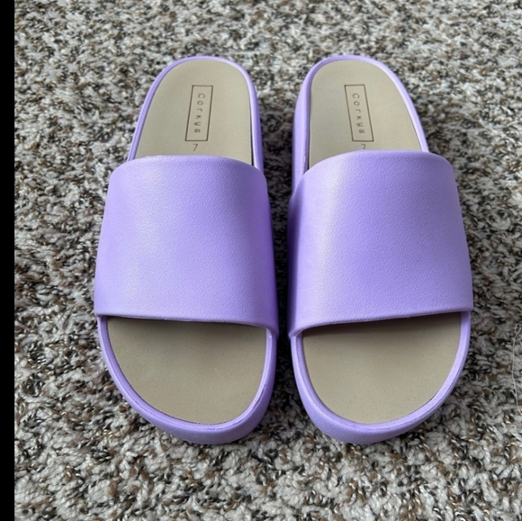 CORKYS Sandals Size 7 - Picture 2 of 3